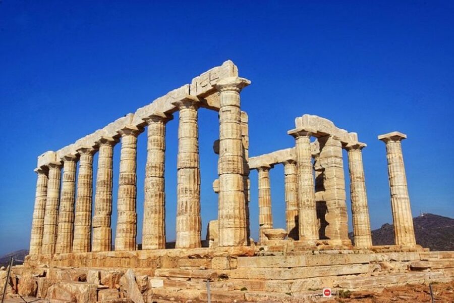 From Athens: Cape Sounion Day Trip at Sunset - Which guide details you should care about (based on what people were praised for)