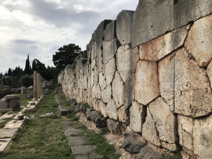 From Athens: Day Tour to Delphi - Lunch in Modern Delphi and a Short Arachova Photo Stop