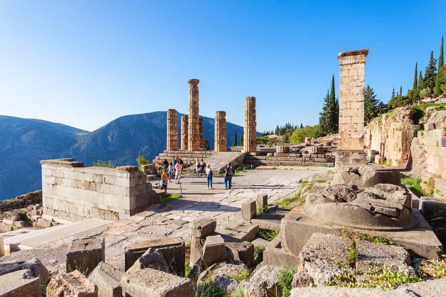 From Athens: Delphi Day Trip with Spanish-Speaking Guide - Entering Delphi: Temple of Apollo, Ancient Theater, and Mountain Views