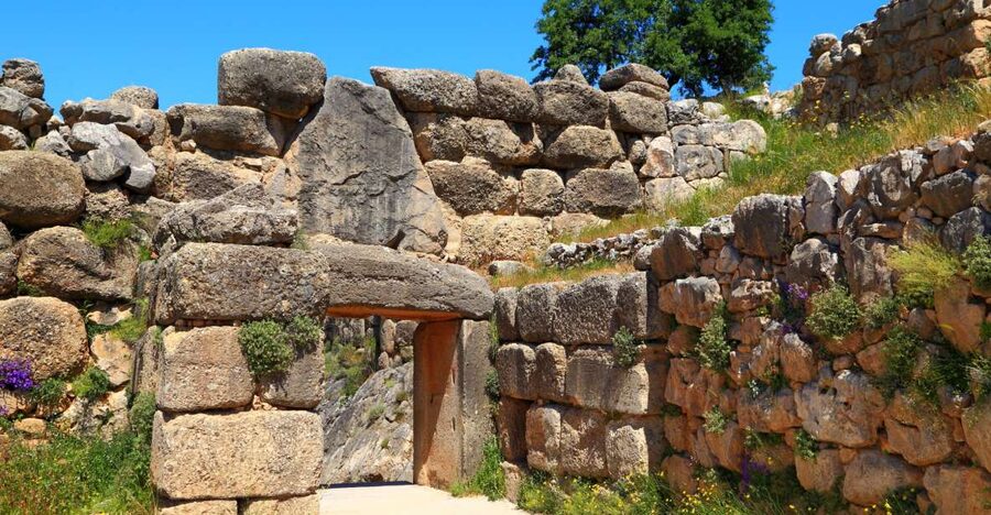 From Athens: Explore Ancient Greece 4-Day Tour - Day 2: Olympia Temples, the Olympic Flame Area, and Delphi at Last Light