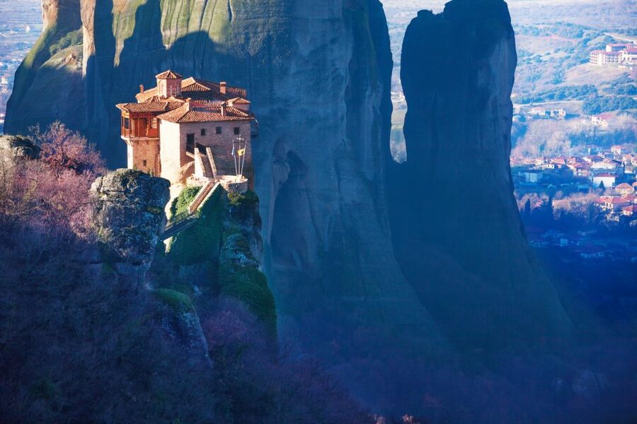 From Athens or Piraeus: Meteora Full-Day Private Trip - The drive that sets the mood, and where your guide can stop