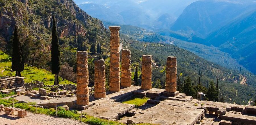 From Athens: Temple of Apollo and Oracle Delphi Day Trip - Optional lunch, and the reality of a long coach day