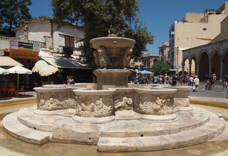 From Chania: Knossos Palace and Heraklion Full-Day Tour - The guides, headsets, and group size reality check