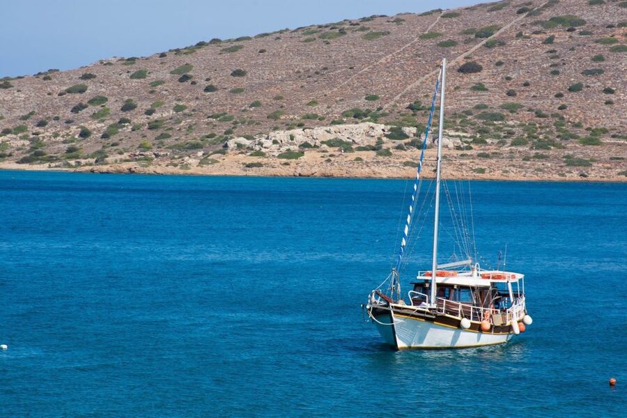 From Heraklion: Elounda and Spinalonga Full-Day Tour - Spinalonga Island: a guided walk where eras overlap
