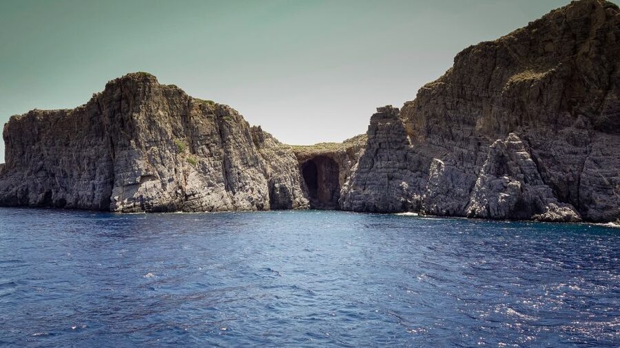 From Heraklion: Elounda, Kolokitha, and Spinalonga Boat Trip - Who this tour suits best, and who should skip it