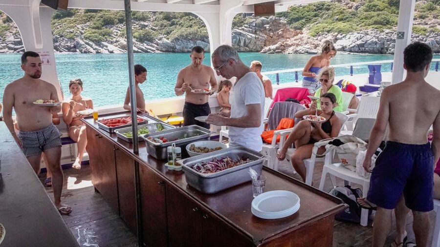 From Heraklion: Elounda, Kolokitha, and Spinalonga Boat Trip - On-board BBQ lunch, a real meal that keeps the day moving