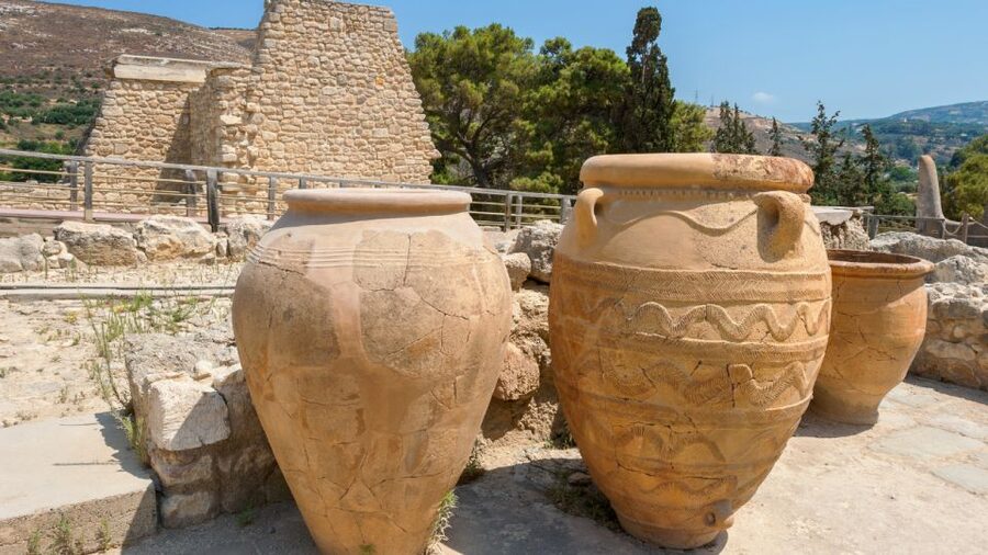 From Heraklion: Historical Center City Tour & Knossos Palace - The coach ride and pickup game from the Heraklion area