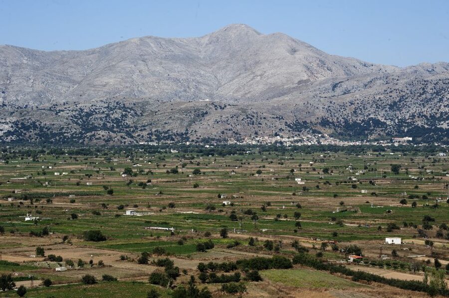 From Heraklion: Knossos and Lasithi Plateau Full-Day Tour - Knossos Palace: the myths make the ruins feel readable