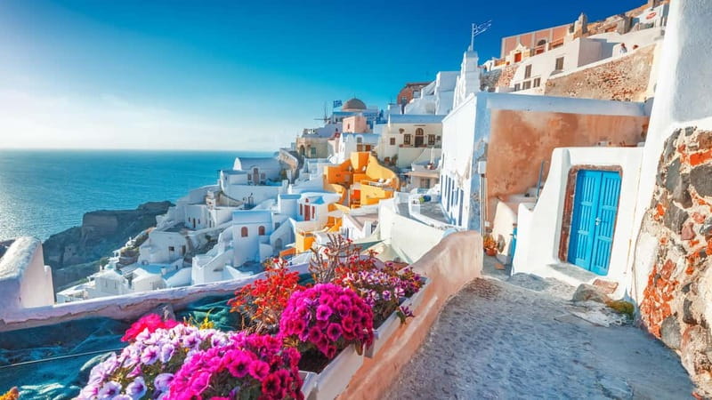 From Heraklion: Santorini Day Tour with Optional Transfer - Key things that make this day tour work