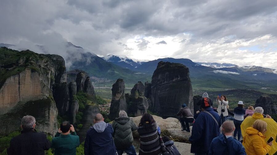 From Kalambaka or Kastraki: Midday Meteora Tour - Meteora Rock Formations: The Scenery You Understand After the Drive