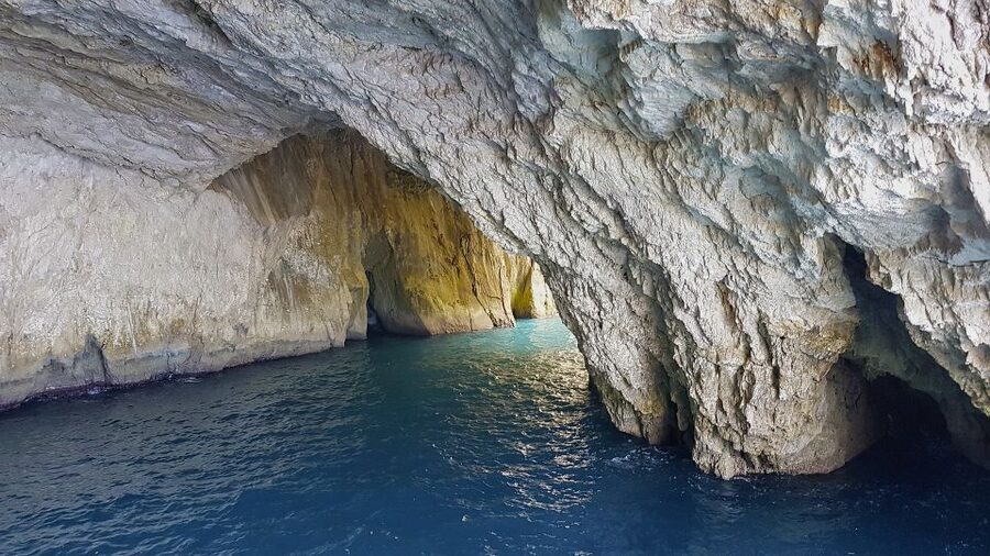 From Lefkimmi: Paxos, Antipaxos & Blue Caves Boat Tour - Booking Checklist: How to Get the Best Day (Without Getting Burned)