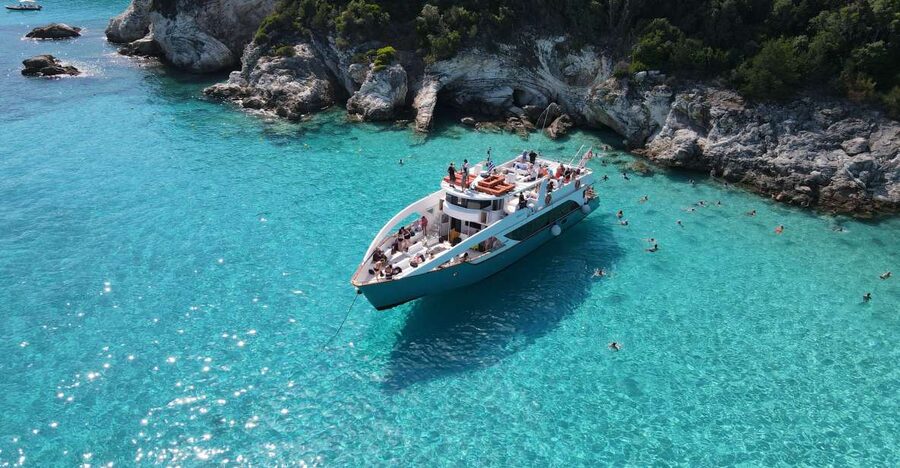From Lefkimmi: Paxos, Antipaxos & Blue Caves Speedboat Tour - Getting to the port: Lefkimmi pickups and a tight schedule that works