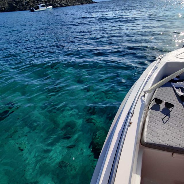 From Milos: Half-Day Private Cruise to Kleftiko & Sikia Cave - Sykia Cave and Gerontas Beach: fast stops that still feel dramatic