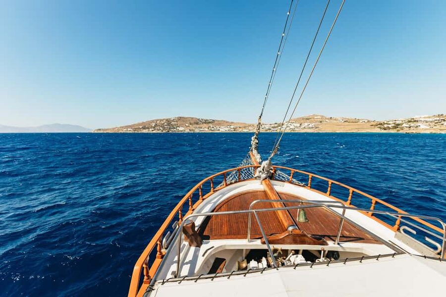 From Mykonos: Cruise to Delos and Rhenia with Lunch - What the cruise atmosphere is really like onboard