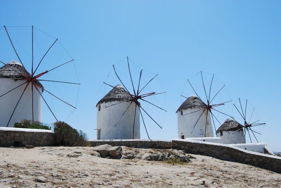 From Naxos: Delos and Mykonos Full-Day Boat Trip - Naxos Small Port to Delos: the sail time and the quick Paros stop