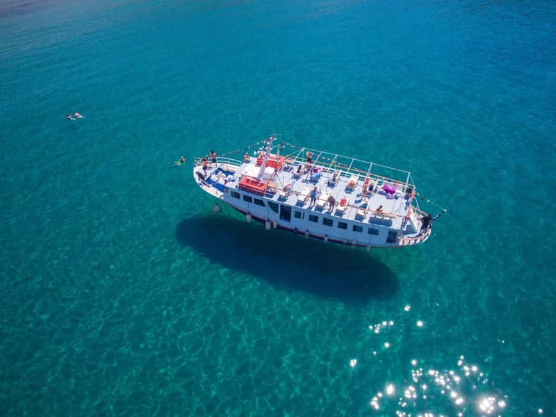 From Naxos: Koufonisia Boat Cruise and Rina's Cave w/ Lunch - Key things that make this cruise work