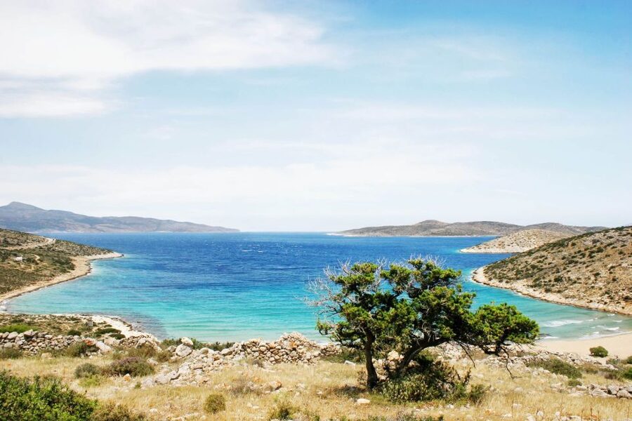 From Naxos: Schinoussa and Iraklia Sailing Cruise with BBQ - What to Bring, and What the Crew Provides