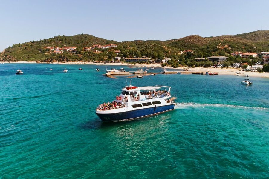 From Ouranoupolis: Cruise to Mount Athos Monasteries - The 500-meter rule: how close will you really get?