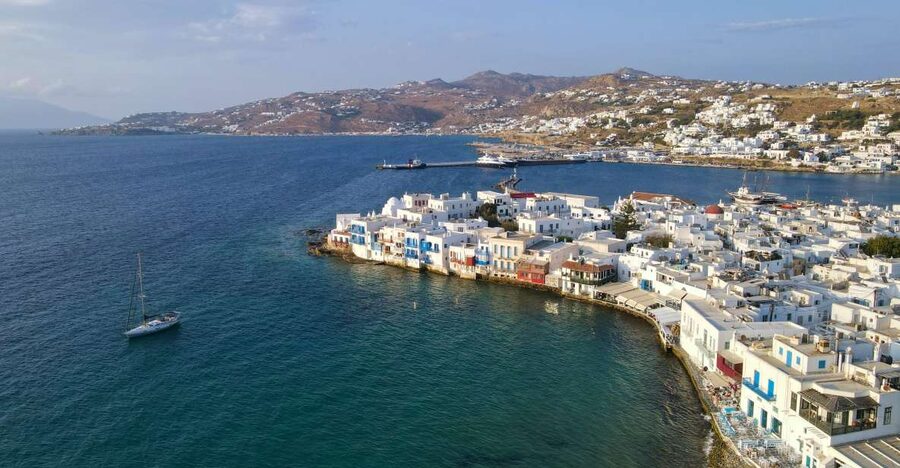From Paros: Delos & Mykonos Full-Day Trip - The catamaran from Paros: comfort, timing, and what you’re really buying