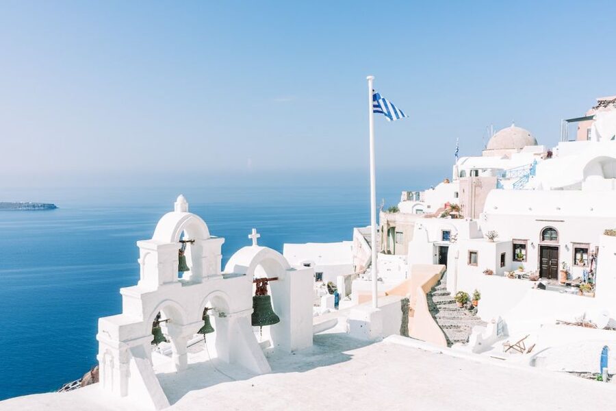 From Paros: Santorini full-Day Trip - Fira Time: Whitewashed Streets, Domes, and Cliff Views