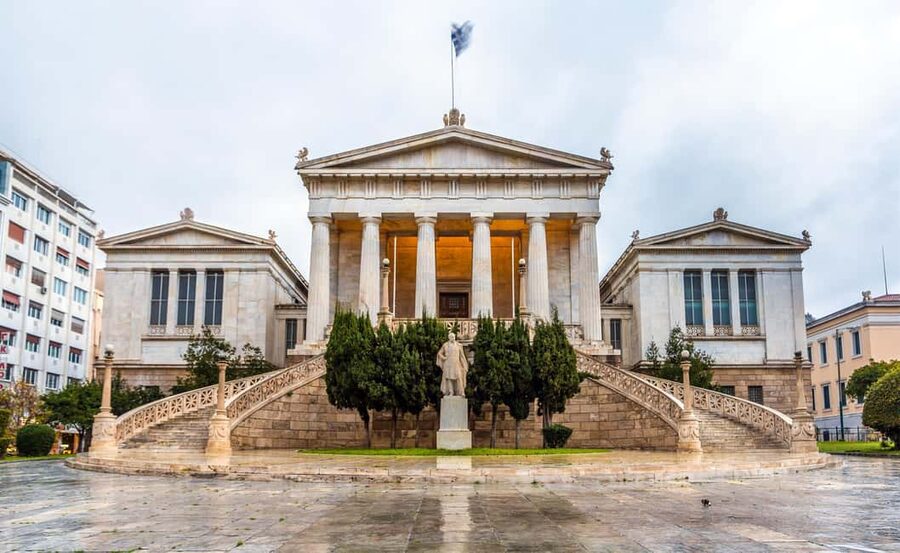From Piraeus port : Athens city tour with Acropolis & Plaka - Guides and on-the-ground help: when clarity matters