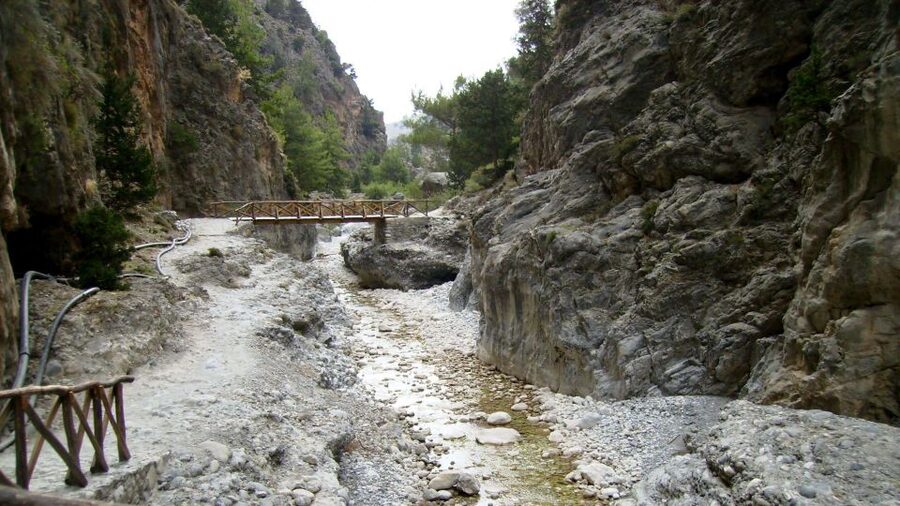From Rethymno/Chania: Imbros Gorge Hike - Komitades to Chora Sfakion: finishing in time for sea air