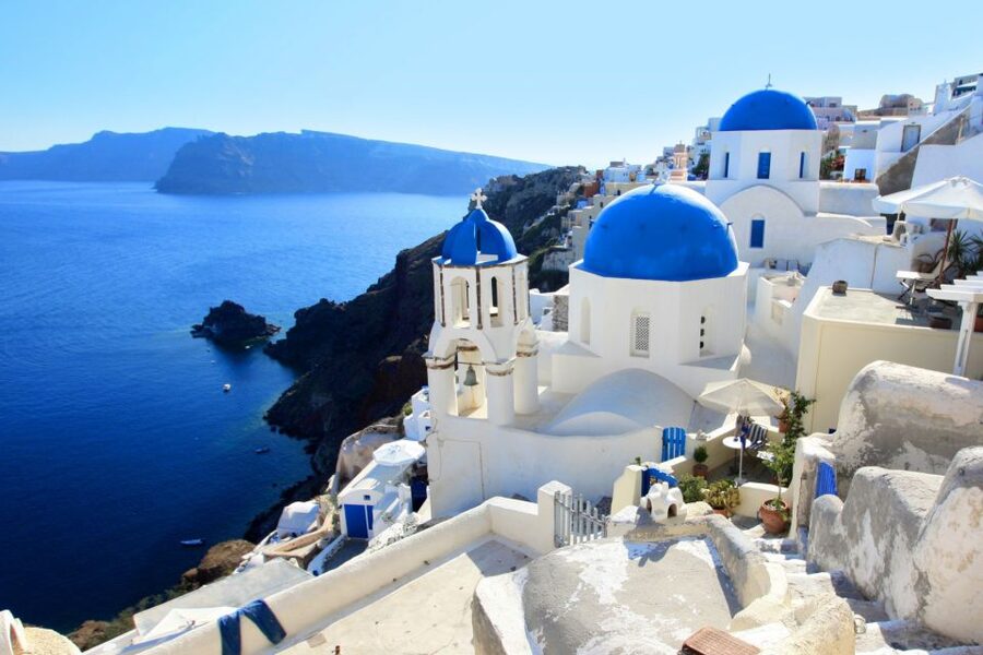 From Rethymno: Full-Day Trip to Santorini by Boat - Athinios Port to Oia: Getting Oriented Without Wasting Time