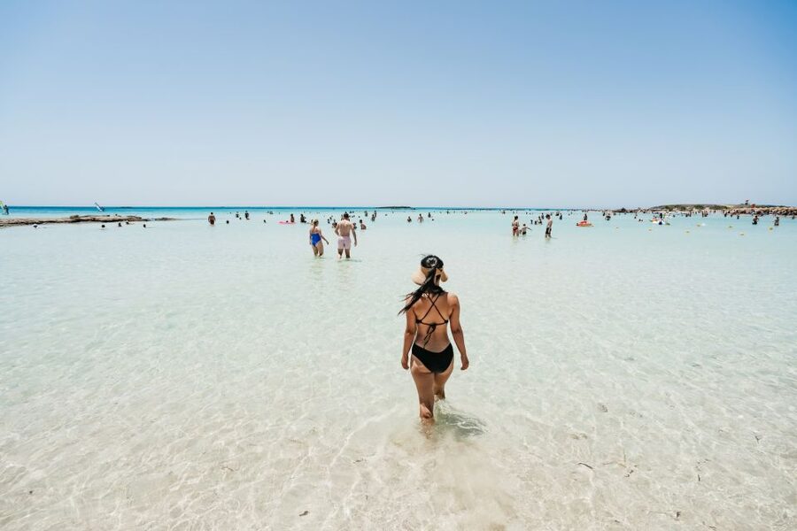 From Rethymno/Kavros: Elafonissi Pink Sand Beach Tour - How the guide and driver shape the day