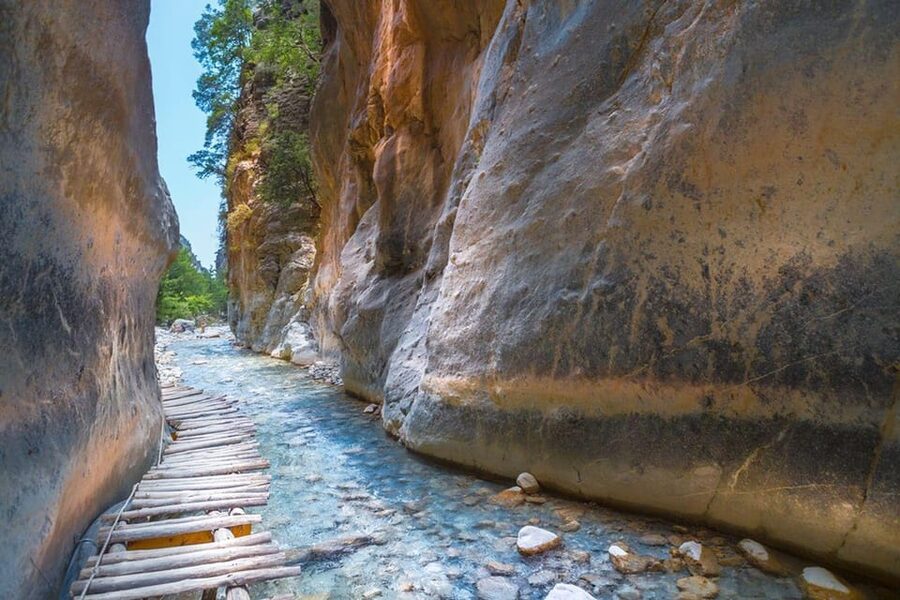 From Rethymno: Samaria gorge with Professional Hiking Guide - Ferry to Sougia and the return to Chania: Comfortable logistics with one caveat