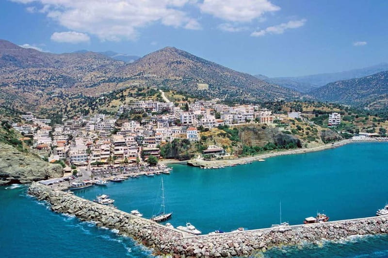 From Rethymno: Spili, Agia Galini, and Matala Tour - Spili Village: Cobbled Lanes, Traditional Shops, and the Lion-Head Fountains