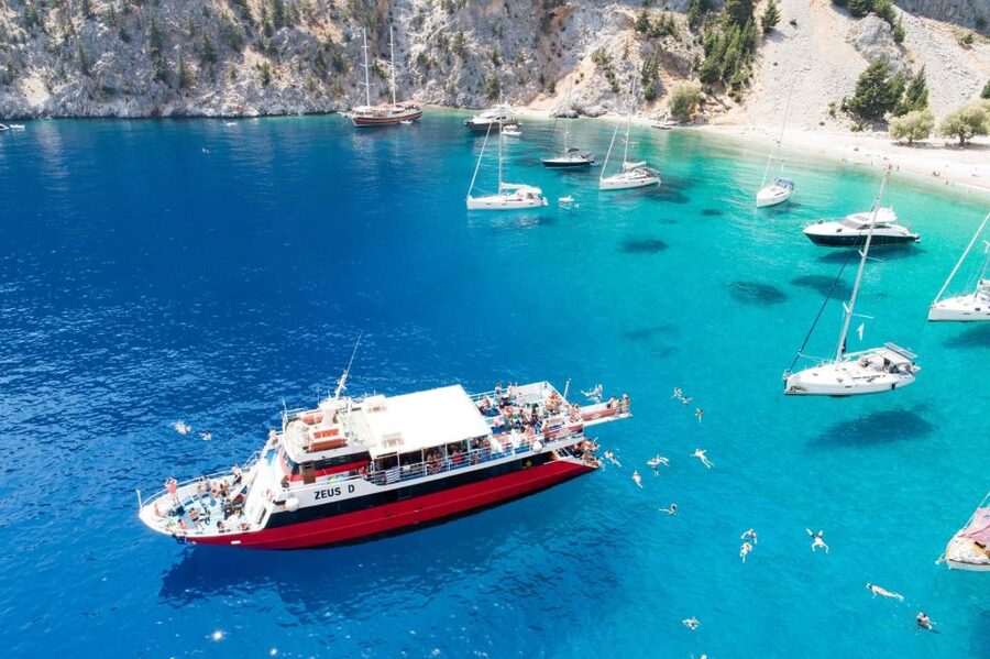 From Rhodes: Cruise to Symi Island and Saint George's Bay - Symi’s Gialos port time: walking, lunch choices, and harbor photo opportunities