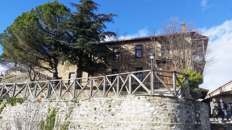 From Thessaloniki: Meteora Small Group Day Trip - Price and What You Still Need to Budget For