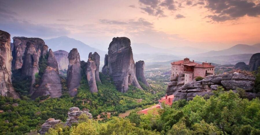 From Thessaloniki: Private Day Trip to Meteora with Transfer - Pickup Windows, Drive Time, and How to Use the 2 Hours Into Greece