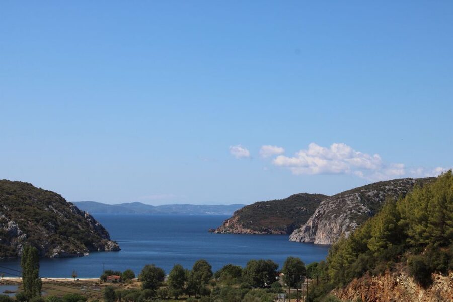 From Thessaloniki: Sithonia Beaches and Scenic Villages Tour - Stop 3: Kavourotrypes coves, the 200-meter walk, and rocky safety tips
