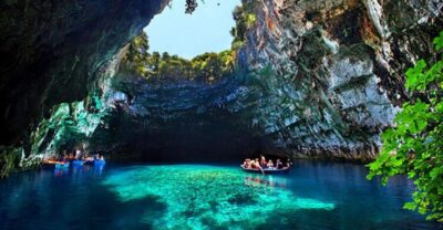 Kefalonia Island Full Day Tour by Bus & Boat