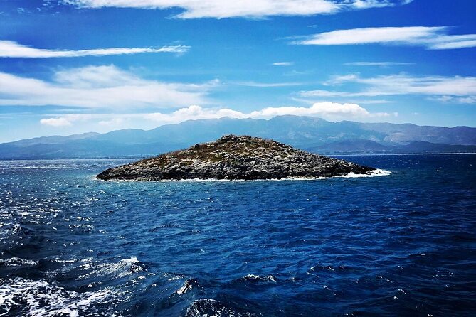 Full Day Boat Cruise to 3 Islands with optional pickup - Boat comfort, WiFi, and the real-world crowding factor