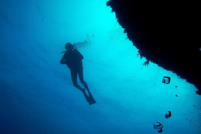 (Full day)Scuba Diving in Rhodes - Boat comfort, shade, and what to do in Rhodes heat
