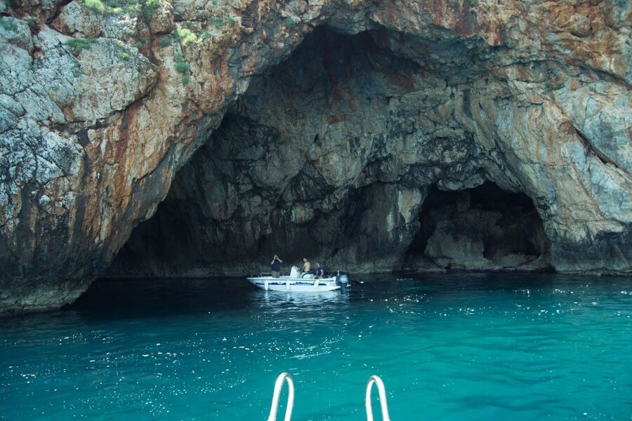 Georgioupolis: Rent a Boat Safari Sea Tour - Departure Times: How Timing Can Save Your Comfort