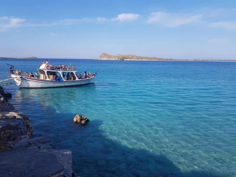 Heraklion Areas : Elounda Boat Trip -The Authentic - Barbarossa Cave: a short stop with pirate context