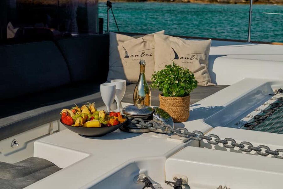 Heraklion: Catamaran Cruise to Dia Island - The chef-made lunch: why the food is not an afterthought