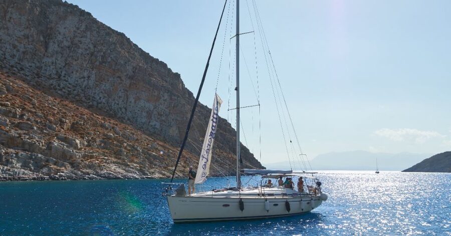Heraklion: Dia Island Sailing Cruise with Snorkeling - The Dia Island bays: what weather may change for you