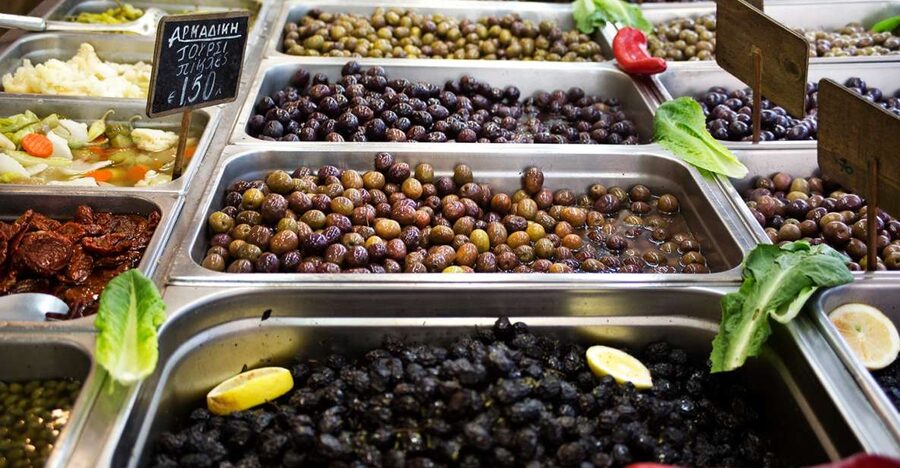 Heraklion: Food Tastings Walking Tour - From Eleftherias Square to Rocca a Mare Fortress in 4 Hours