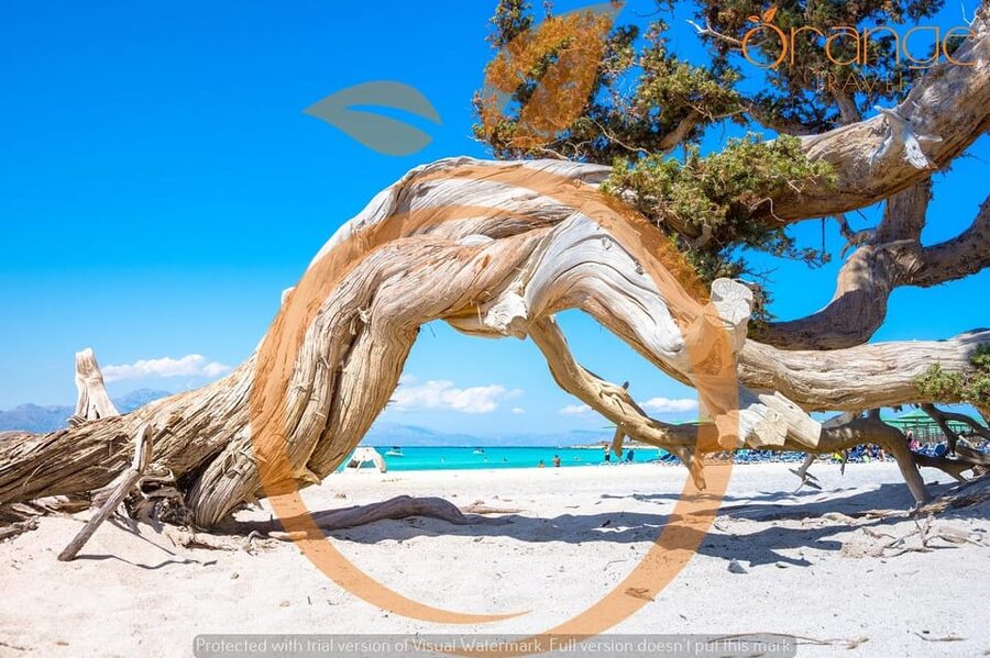 Heraklion:Gramvousa & Balos Bus and Boat tour with Lunch . - Kissamos Port Photo Stop, Then the Short Jump to Gramvousa