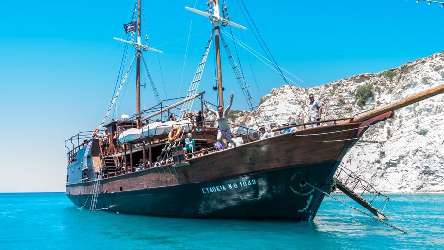 Heraklion, Malia & Agia Pelagi:Boat Trip to Koufonisi Island - Group-tour pacing: what the 11-hour day feels like in practice