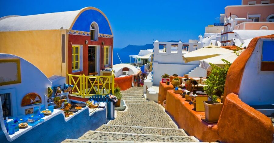 Heraklion or Ag Nikolaos: Oia & Fira Full-Day Santorini Trip - Getting to Puerto Heraklion and Seajets: the part where you should be extra careful