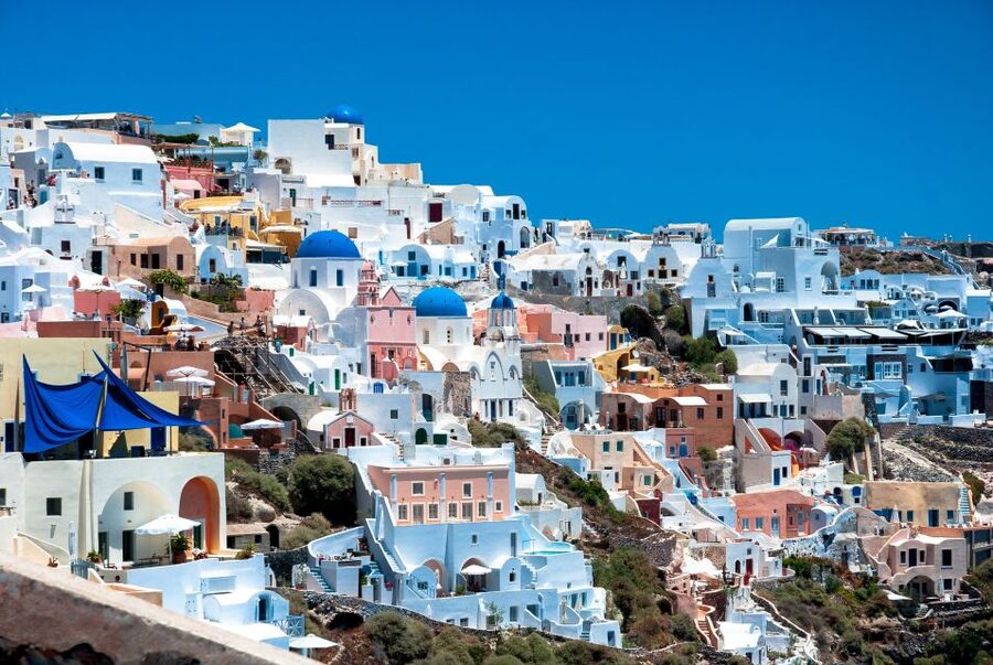 Heraklion or Ag Nikolaos: Oia & Fira Full-Day Santorini Trip - Oia, the northern edge: blue-and-white views plus guided context