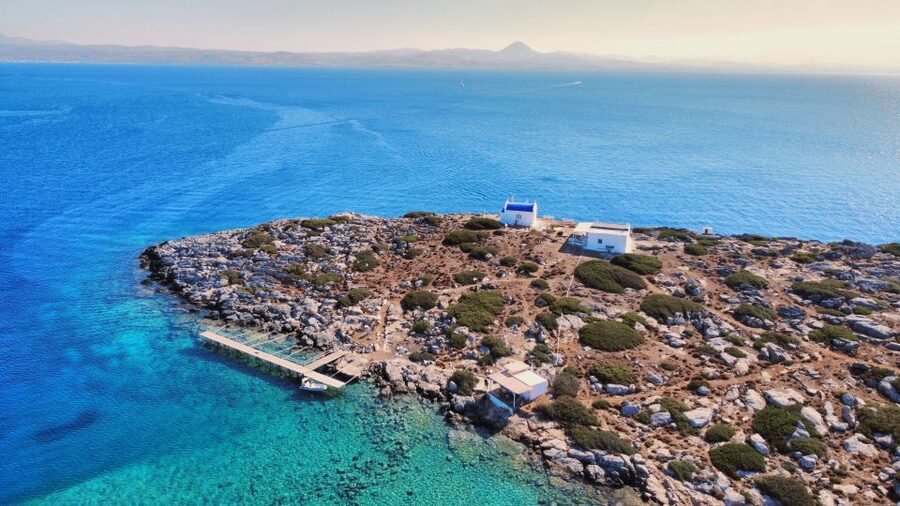 Heraklion: Private Half-Day Sailing Trip to Dia Island - Onboard drinks, fruit, and the optional meal upgrade