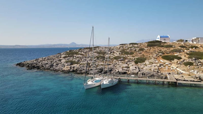 Heraklion: Sailing Trip to Dia Island with Lunch & Swimming - The first sail leg: 80 minutes of coastline and dolphin spotting