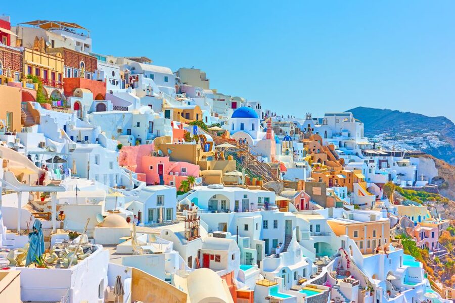 Heraklion: Santorini Day Trip with Boat Transfer & Oia Visit - What the best guides and escorts do for you