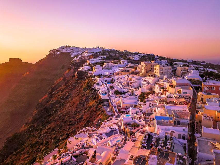Heraklion: Santorini Day Trip with Boat Transfer & Oia Visit - From SeaJets kiosk to Thiras port: the ride that sets the tone
